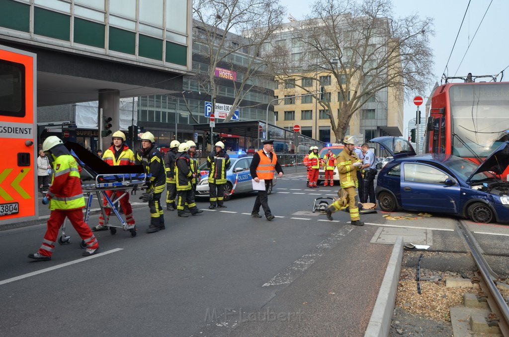 VU PKW Strab Koeln Mitte Pipinenstr Hohestr P026.JPG - Miklos Laubert